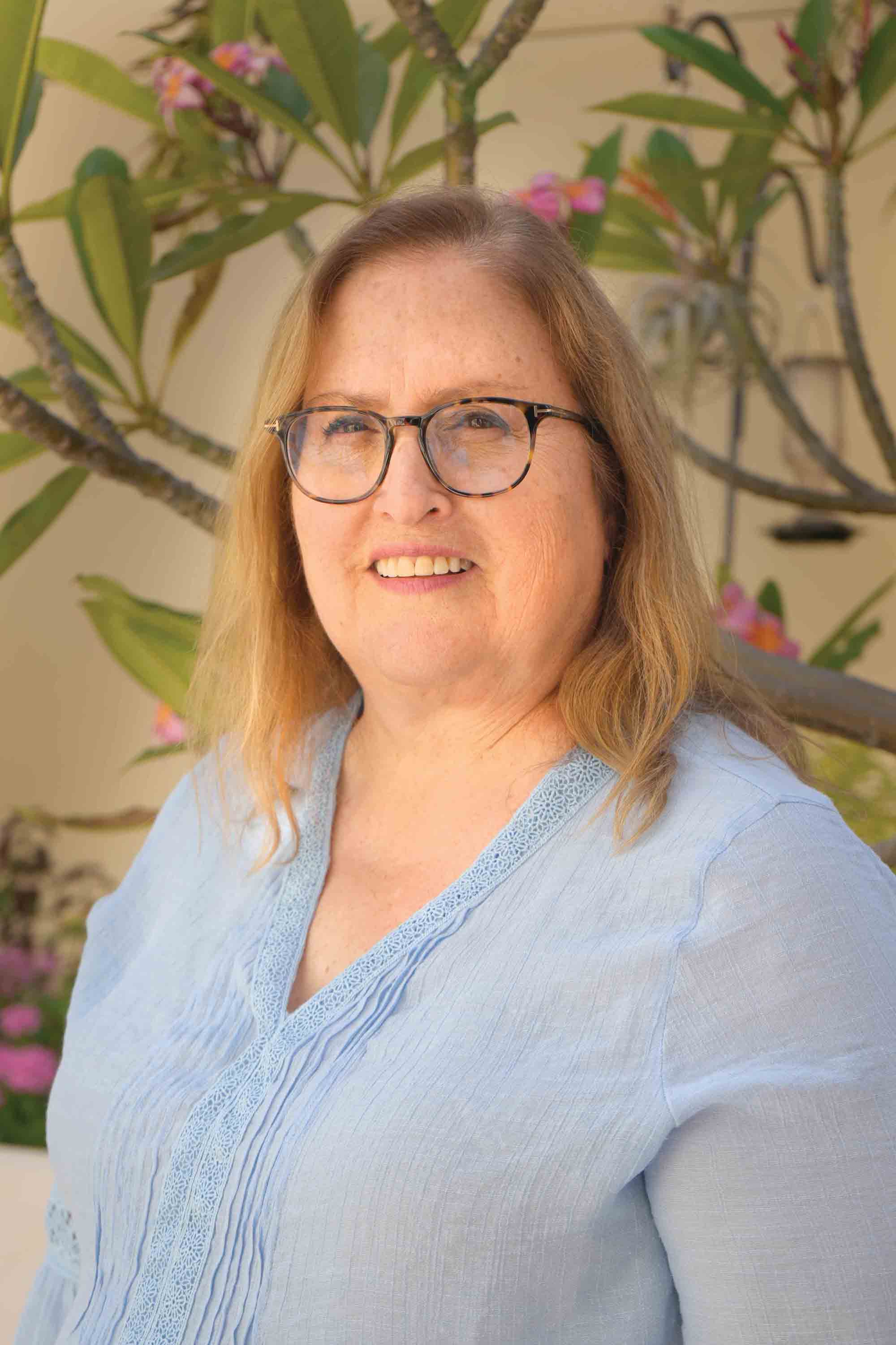Lori Macdonald